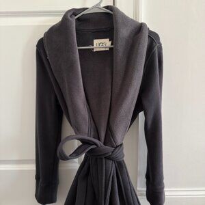 Ugg women robe with hood size S